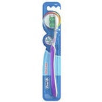 Oral B Fresh Clean Toothbrush Medium 1Pack