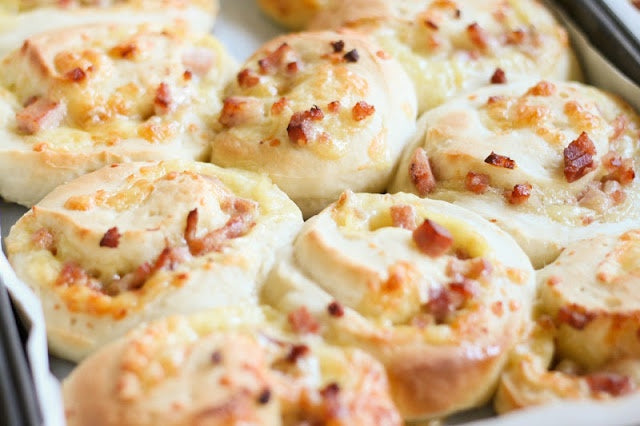 Home Bake Ham and cheese scrolls approx 24