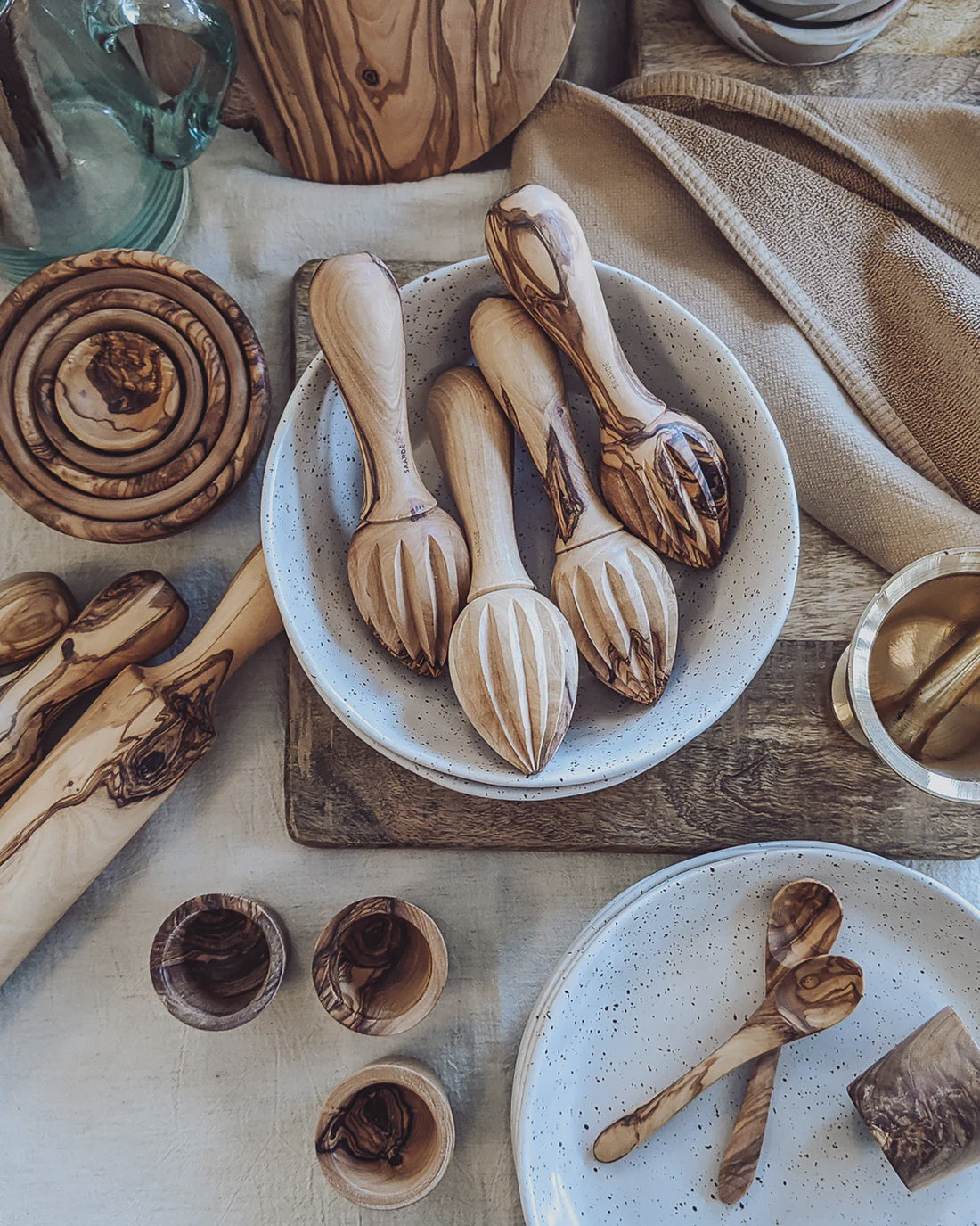 Saarde - Olive Wood Lemon Reamer